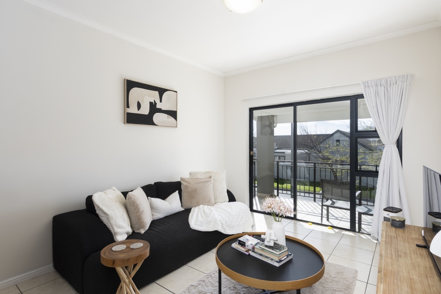 To Let 2 Bedroom Property for Rent in Heritage Park Western Cape